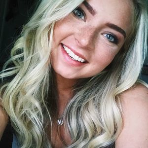 Meet your Posher, Katelan